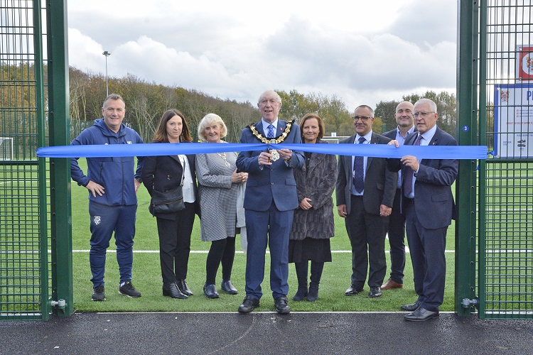 Mayor of Wirral Cllr George Davies joins opening of 3G pitches