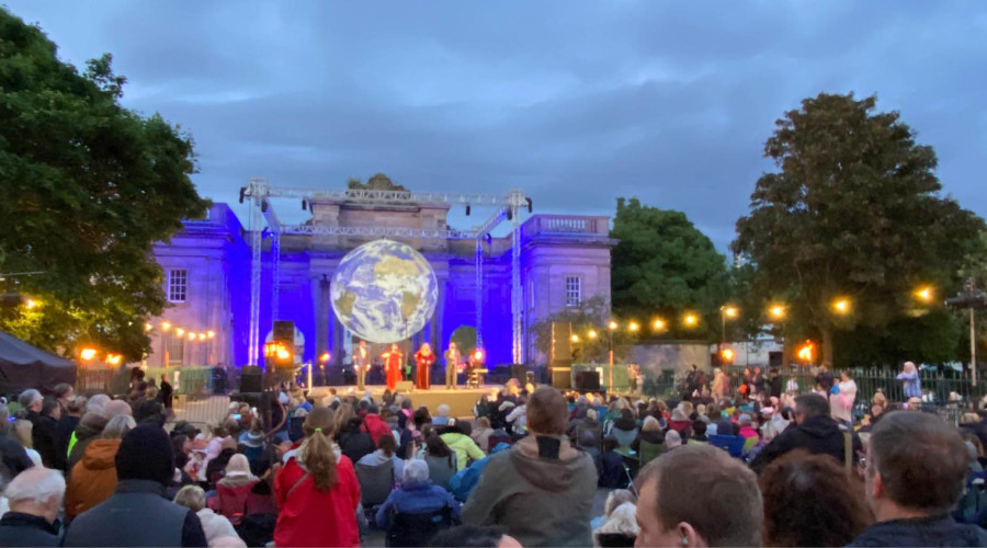 The three day event was rounded off with a spectacular torchlit concert.