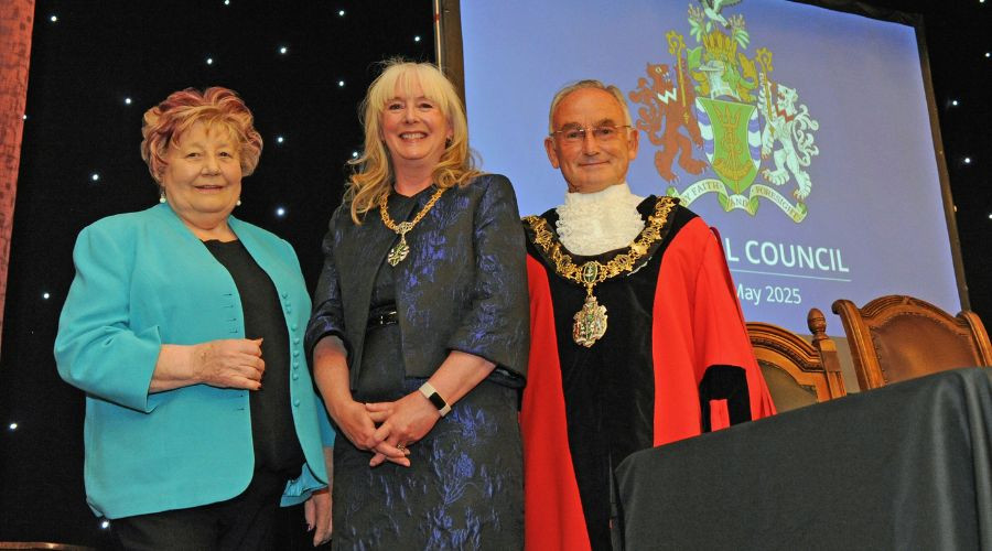 Photo of outgoing Mayor, Councillor Cherry Povall JP, Mayoress Helen Kenny and the Mayor of Wirral Councillor Brian Kenny