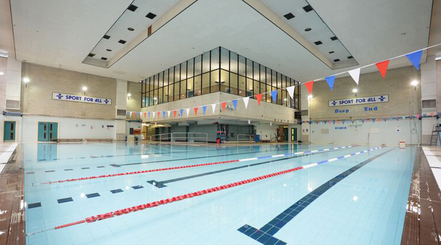 pic of west kirby concourse swimming pool