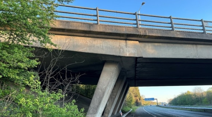A photo of one of the bridges over the M53 that will be replaced