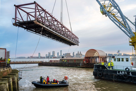Linkspan bridge at Woodside is removed from River Mersey