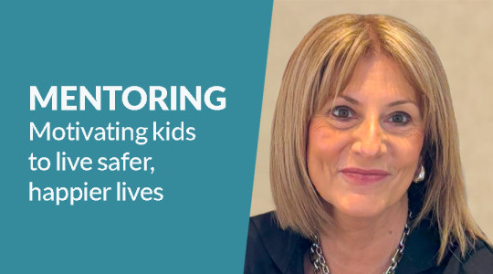 picture of mentor sara with the words 'mentoring, motivating kids to live safer happier lives'