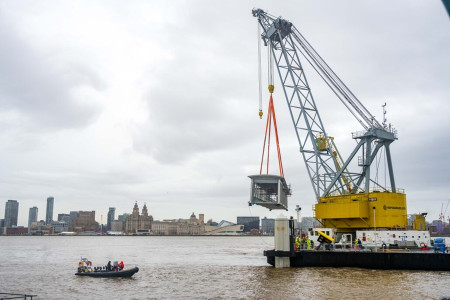 crane putting new ferry bridge in place at woodside