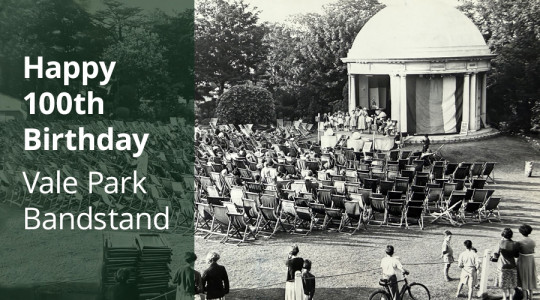 Photo of hundreds of people sat in deckchairs in front of Vale Park bandstand