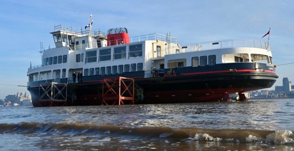 Royal Daffodil on Mersey