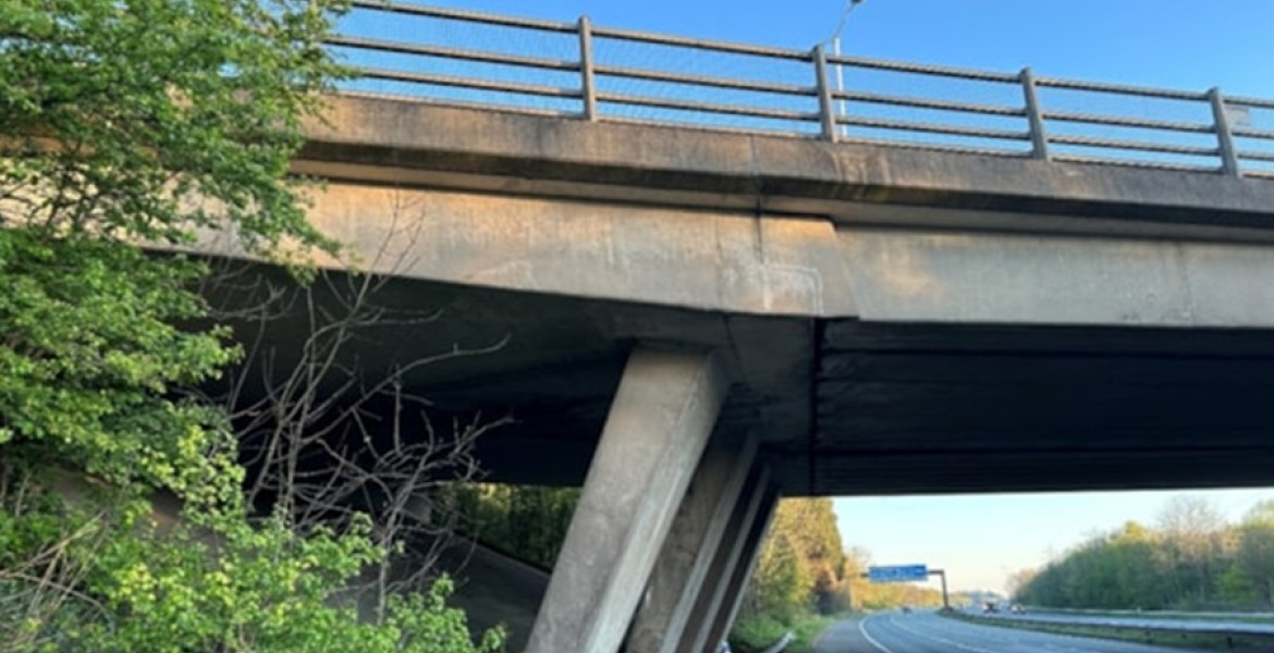 A photo of one of the bridges over the M53 that will be replaced