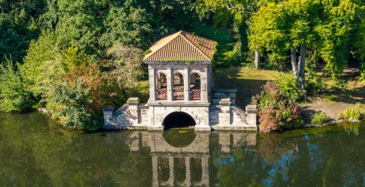 image of Birkenhead Park